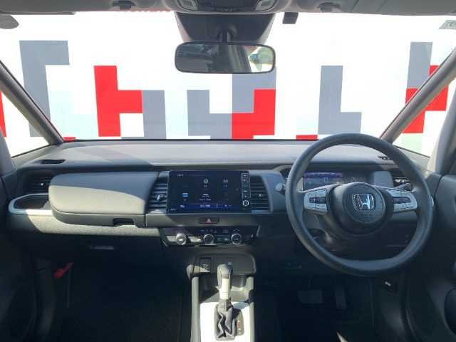 フィット1.5 ホーム 4WD