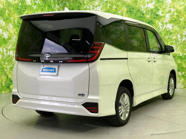 ノア1.8 ハイブリッド S-Z E-Four 4WD