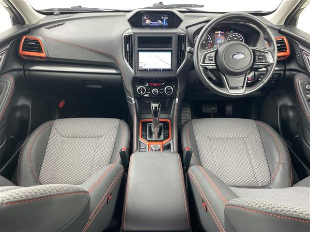 フォレスター2.0 エックスブレイク 4WD