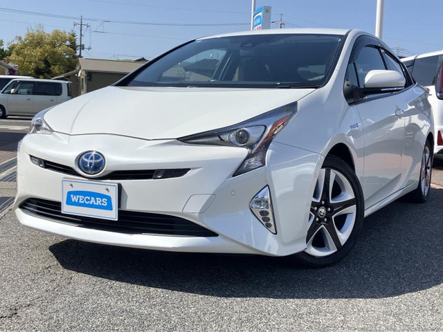 プリウス1.8 A プレミアム ツーリングセレクション