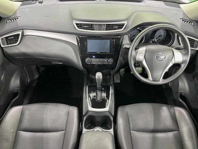 エクストレイル2.0 20S エマージェンシーブレーキパッケージ