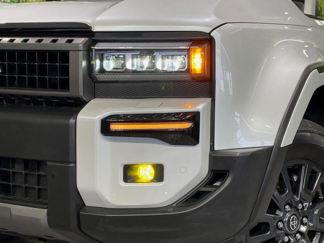 �y�O��LED�w�b�h���C�g�z�X�^�C���b�V���Ȍ����ڂ̎O��LED�w�b�h���C�g�𑕔���X�^�C�������łȂ��A��Ԃ̑��s�����E�ǍD�ň��S���Ă���肢�������܂��B