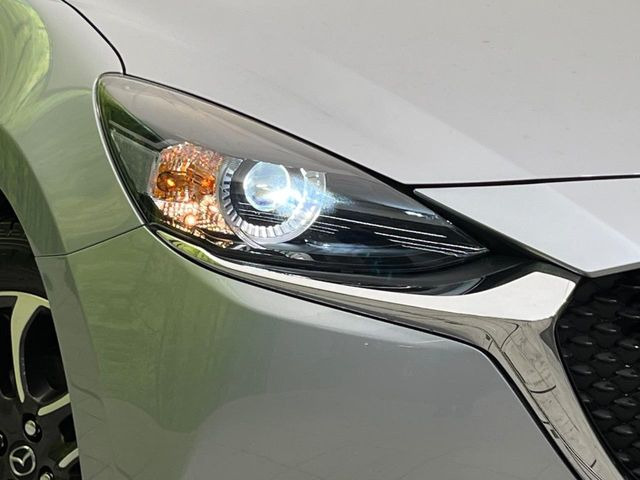 �yLED�w�b�h���C�g�z���V����ԑ��s�����ǍD�Ȏ��E���m�ۂ����S���ĉ^�]�ł��鍂�P�xLED�w�b�h���C�g�𑕔�!�_�����x�������A����d�͂��}�����Ă��܂��B