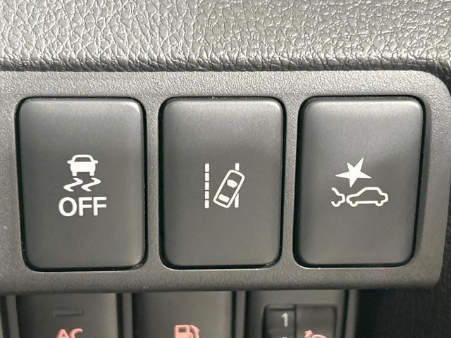 �y�O�He-Assist�z���s���ɑO���̎ԗ�����F�����A�Փ˂������Ȏ��͌x��ƃu���[�L�ŏՓˉ���Ɣ�Q�y�����A�V�X�g�B�����S�Ƀh���C�u�����y���݂��������܂��B