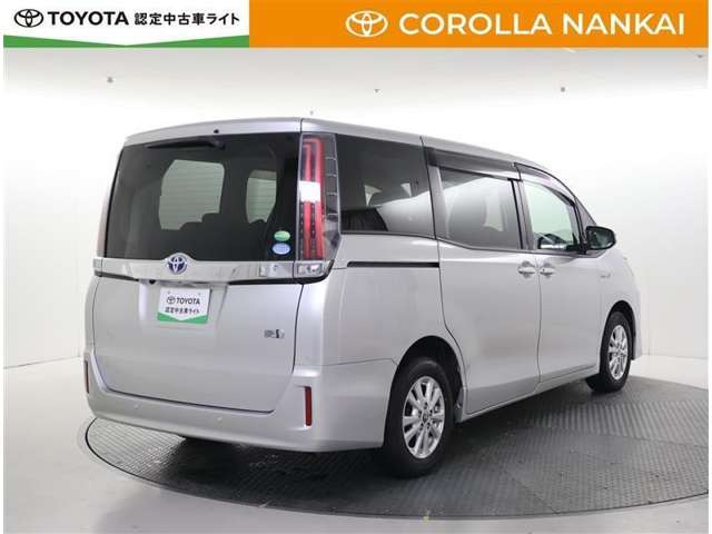 ノア1.8 ハイブリッド X