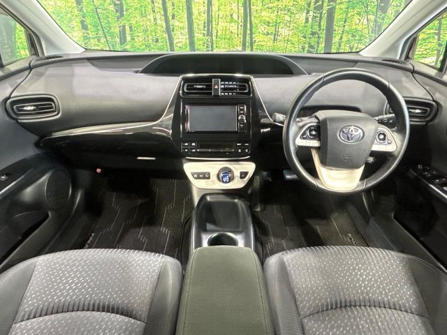 プリウス1.8 S セーフティ プラス