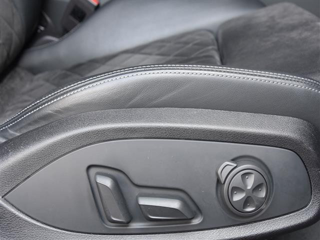 TTクーペ45 TFSI クワトロ 4WD