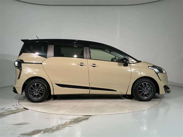 シエンタ1.5 ファンベース G