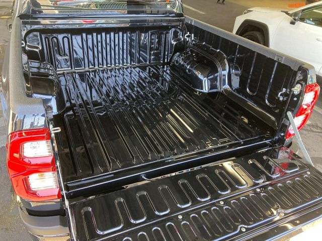 �ύڗ�500kg�̍L�X�Ƃ����f�b�L�́A�V�т���d���܂ő��p�r�Ɏg���܂��B�x�b�h���C�i�[��g�m�J�o�[�̎��t���������k��������