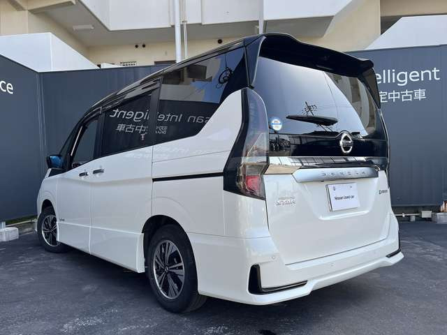 セレナ1.2 e-POWER ハイウェイスターV