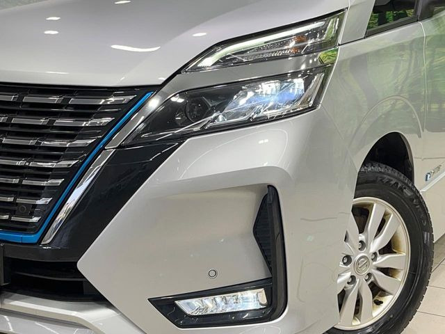 �yLED�w�b�h���C�g�z���V����ԑ��s�����ǍD�Ȏ��E���m�ۂ����S���ĉ^�]�ł��鍂�P�xLED�w�b�h���C�g�𑕔�!�_�����x�������A����d�͂��}�����Ă��܂��B