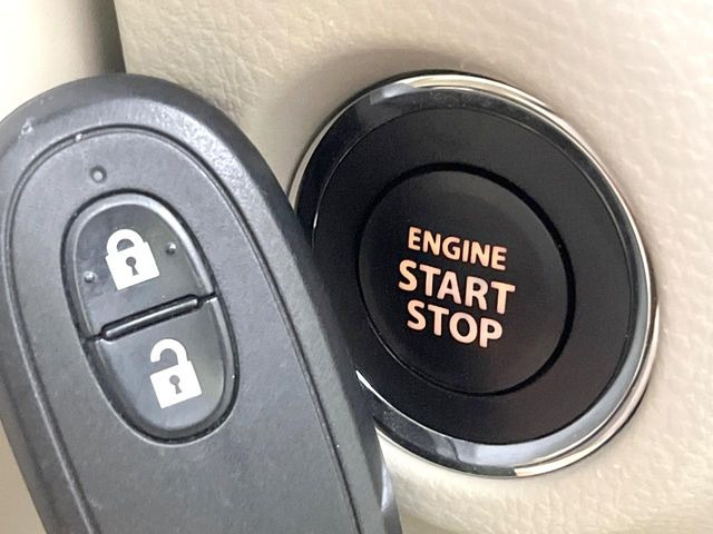 �y�L�[���X�X�^�[�g�V�X�e���z�J�o����|�P�b�g�ɓ��ꂽ�܂܂ł��h�A�̎{���E�������\�ȃX�}�[�g�L�[�𑕔��B�G���W���̃I���E�I�t�����J�M�����o���K�v����������Ƃ��Ă��֗��ł���