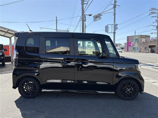 N-BOXカスタムL ターボ スタイルプラス ブラック