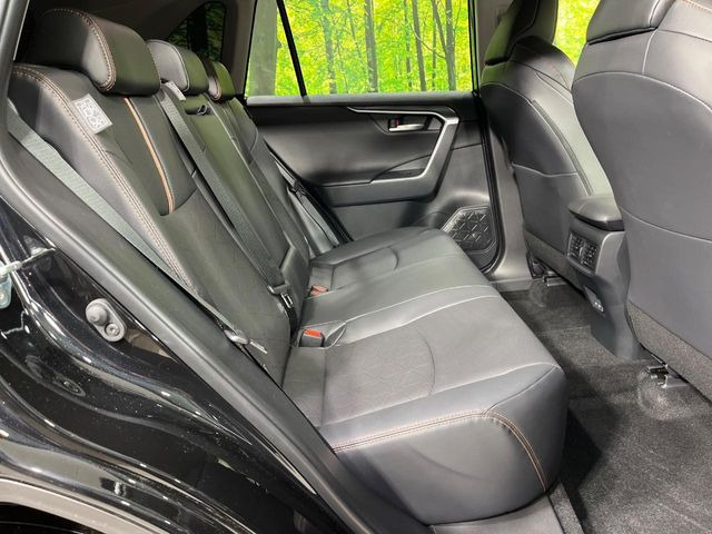 �L�X�Ƃ���2��ڃV�[�g�͋��Z���������A���S�n�����K!�F�B��Ƒ��Ƃ̂��o�����ɂ҂�����ł��B�x�r�[�V�[�g��`���C���h�V�[�g�g�p�������K�ɂ��߂�������������\���ȋ�Ԃ��m�ۂ��Ă��܂��B