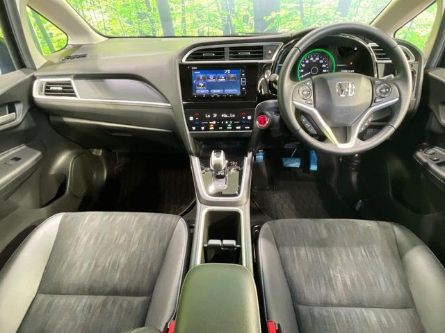 シャトル1.5 ハイブリッド X ホンダセンシング