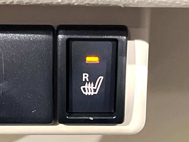 �y�V�[�g�q�[�^�[�z�������ɏd�󂷂�V�[�g�q�[�^�[!�G�A�R����葁�����܂��Ă����̂Ŋ�����̐l�����S�ł��ˁ�G�A�R���̉����͊������邩����A�Ƃ������ɂ����������߂ł��B