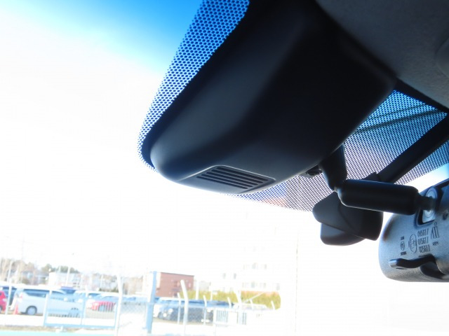 フリード1.5 ハイブリッド クロスター ホンダセンシング 4WD