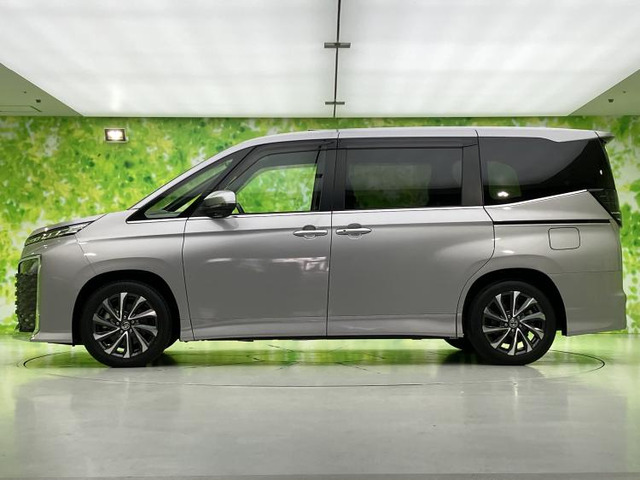 ヴォクシー1.8 ハイブリッド S-Z