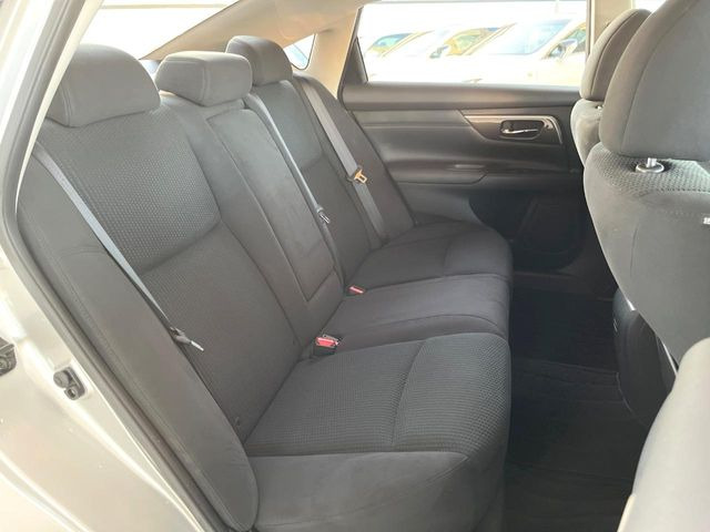 �㕔���Ȃ��C�ɂȂ�悤�ȃL�Y�E�����ւ��蓙�A�傫�ȃ_���[�W�͂Ȃ��A�ǍD�ȏ�Ԃł��B