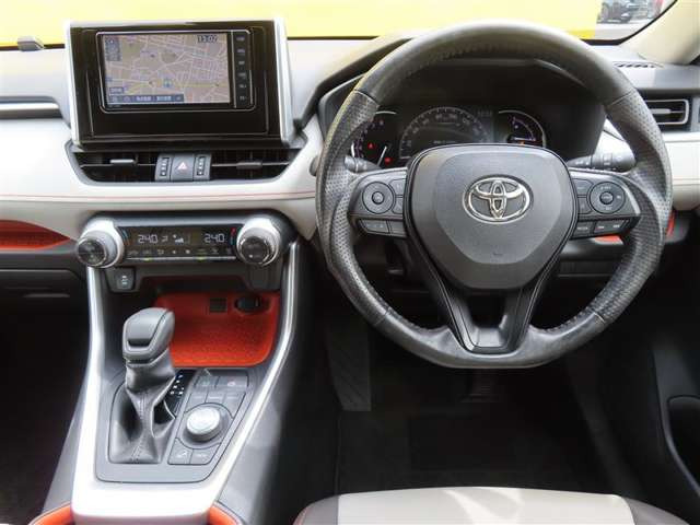 RAV42.0 アドベンチャー 4WD