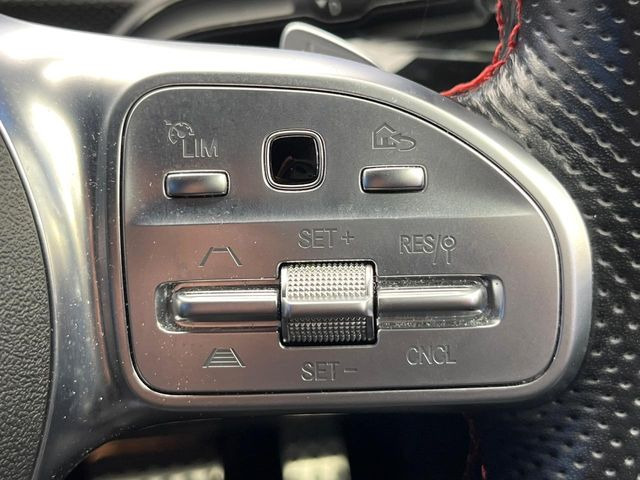 ���f�B�X�g���j�b�N�v���X:�s�s�A�x�O�A�������H�Ȃǂ̑��s���ɁA�X�e���I�}���`�p�[�p�X�J�����ƃ��[�_�[�Z���T�[�ɂ��A�O���Ԃ�F�����đ��x�ɉ������Ԋԋ������ێ����鎟����̃N���R��!