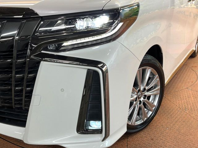 �y�O��LED�w�b�h���C�g�z�X�^�C���b�V���Ȍ����ڂ̎O��LED�w�b�h���C�g�𑕔���X�^�C�������łȂ��A��Ԃ̑��s�����E�ǍD�ň��S���Ă���肢�������܂��B