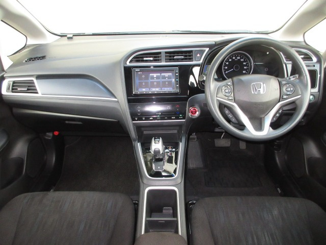 シャトル1.5 ハイブリッド ホンダセンシング