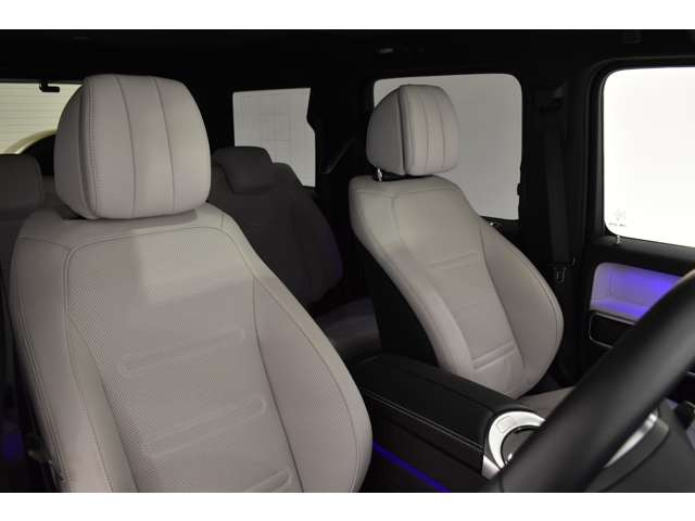 GクラスG400d AMG ライン 4WD