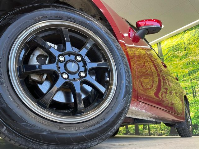 �y15�C���`�A���~�z�C�[���z�O�ςɃ}�b�`�����A���~�z�C�[���𑕒����Ă���܂��B�e��A���~�z�C�[����A�X�^�b�h���X�^�C�����戵�����Ă���܂��B���񂲑��k����������