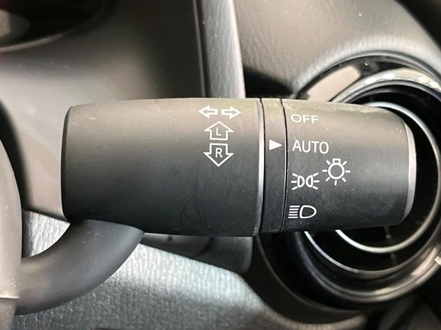 �y�I�[�g���C�g�z����̖��邳�ɉ����Ď����Ńw�b�h���C�g�̓_���E�������ł���@�\�ł�!���C�g�̕t���Y��E�����Y��Ȃǂ������Ȃ�A�J�̓���[���̑��s�����S!�g���l���ʉߎ����֗��ł��ˁ�