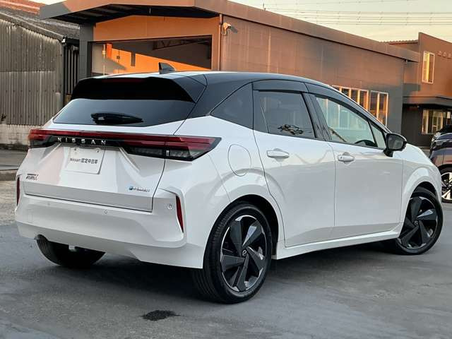 ノートオーラ1.2 G レザーエディション