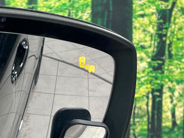 �y�u���C���h�X�|�b�g���j�^�����O�z���s���A�h�A�~���[�̎��p�ɂȂ�₷���ӏ��Ɍ㑱�Ԃ��ڋ߂���ƃT�C�h�~���[�t�߂Ɍx����\���A�h���C�o�[�ɒ��ӊ��N�����Ă���܂��B