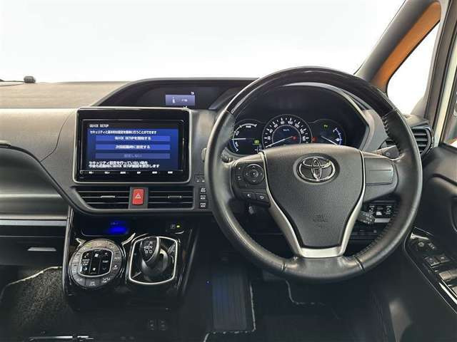 ノア1.8 ハイブリッド Si W×B II