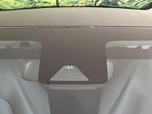 �y�g���^�Z�[�t�e�B�Z���X�z���s���ɑO���̎ԗ�����F�����A�Փ˂������Ȏ��͌x��ƃu���[�L�ŏՓˉ���Ɣ�Q�y�����A�V�X�g�B�����S�Ƀh���C�u�����y���݂��������܂��B