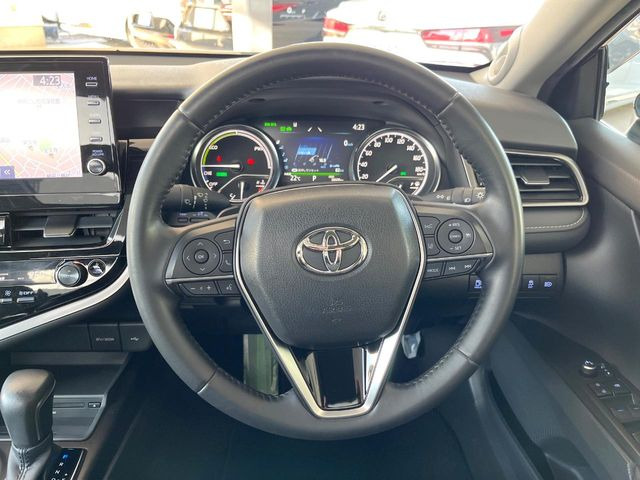 �y�����v�����X�e�A�����O�z�㎿�Ȋv���g�p���邱�ƂŁA��ɂ����������݂ƂĂ��^�]���₷���n���h���ł���