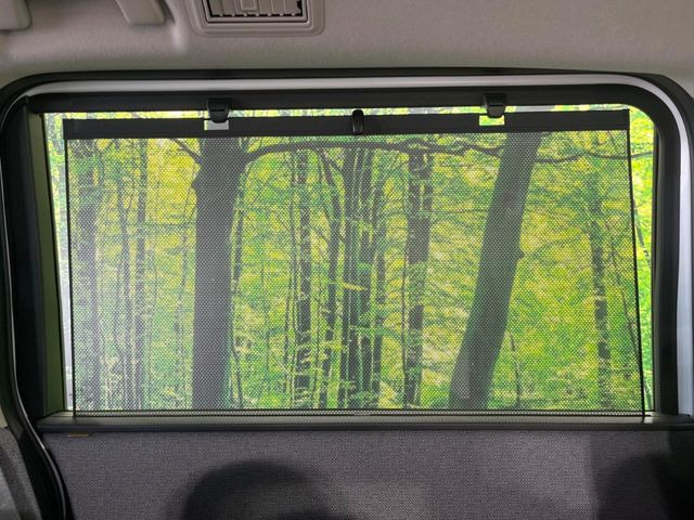 �y���[���V�F�[�h�z��������ԊO����̌���ῂ����Ƃ��ɃT�b�ƈ����o���Ďg����A���[���i�[�^�C�v�̃T���V�F�[�h�𑕔��B��Ȃɏ�������q�l���E�g�E�g�����������ȂǁA���Ђ����p����������