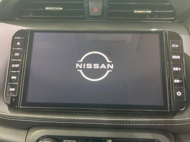 �y����9�C���`�i�r�z�l�C�̏����i�r�𑕔����Ă���܂��B�i�r�̎g���₷���͂������A�I�[�f�B�I�@�\���[��!�L�����v�◷�s�͂������A�ʋ΂┃�����ȂǕ��i�̃h���C�u���y�����Ȃ�͂���