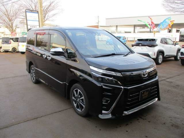 ヴォクシー2.0 ZS 煌III 4WD