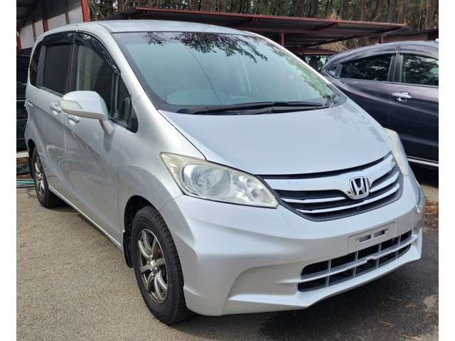 フリード1.5 G ジャストセレクション