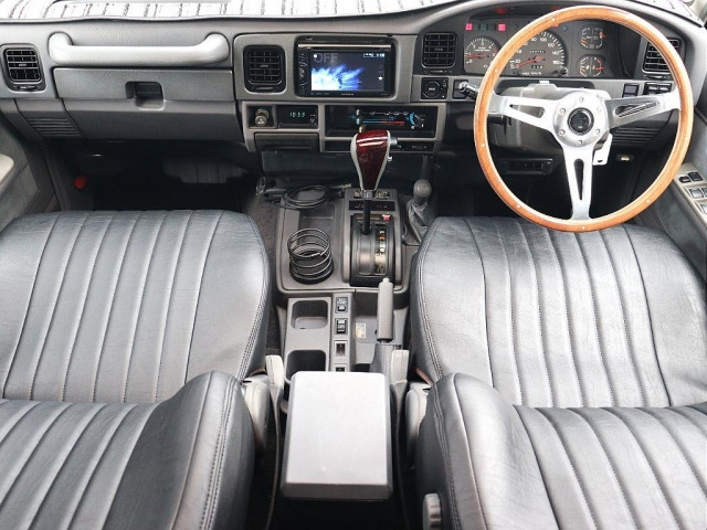 ランドクルーザープラド3.0 EXワイド ディーゼル 4WD