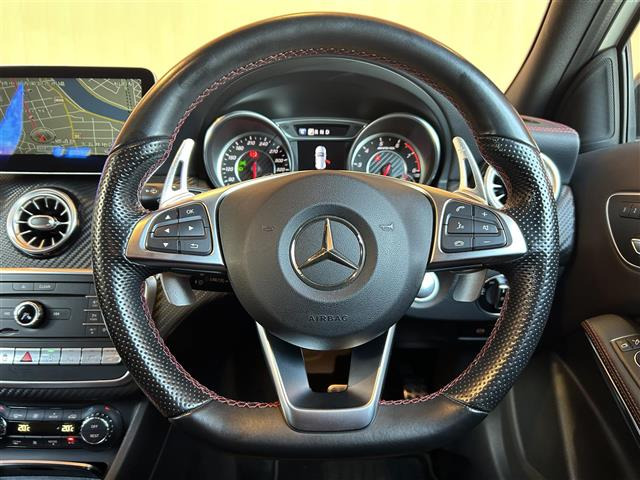 AクラスAMG A45 4マチック 4WD