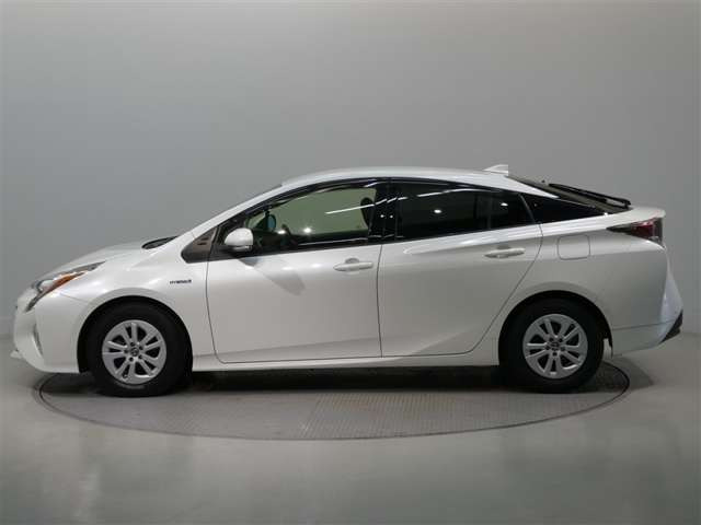 プリウス1.8 S セーフティ プラス