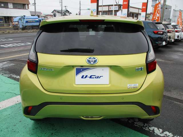 アクア1.5 G E-Four 4WD