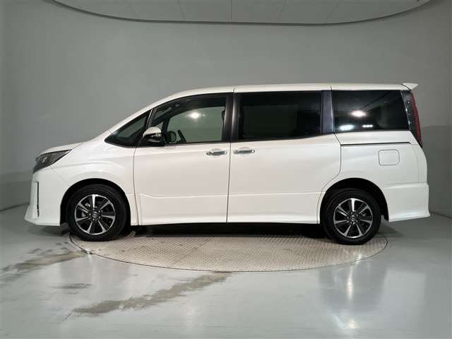 ノア2.0 Si W×B II 4WD