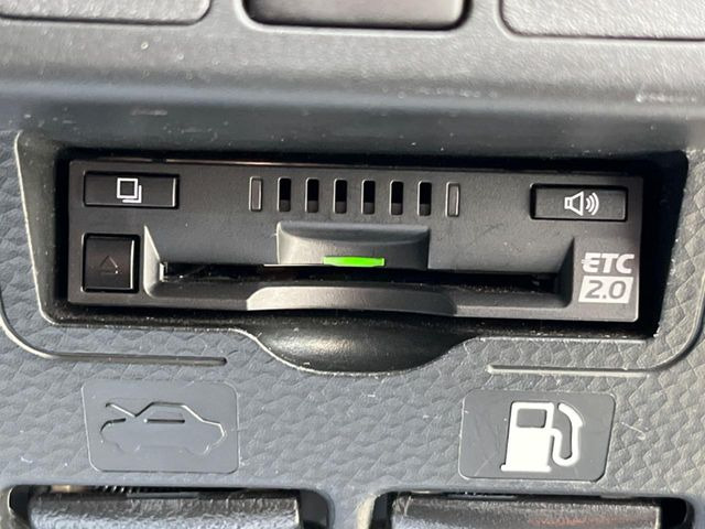 【ETC】高速道路の料金所をストレスなく通過!話題のスポットやサービスエリアに多い「スマートIC」利用時は必須のアイテムです。当店でセットアップを実施、ご納車当日からすぐにご利用いただけます!