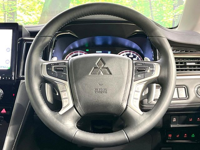 �y�����v�����X�e�A�����O�z�㎿�Ȋv���g�p���邱�ƂŁA��ɂ����������݂ƂĂ��^�]���₷���n���h���ł���