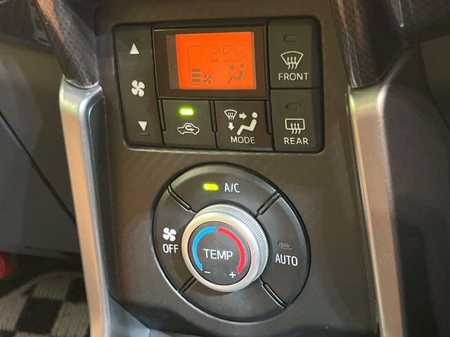 �y�I�[�g�G�A�R���z��x���D�݂̉��x�ɐݒ肷��΁A�ԓ��̉��x�����m�����ʂ≷�x�������Œ����B����&hellip;����&hellip;�Ɖ��x���X�C�b�`���������K�v�͂���܂���B���K�Ȏԓ���Ԃɂ͕K�{�̋@�\�ł��ˁ�