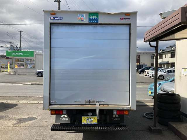 ���X�ł́A�[�ԑO�̏����Ƃ��āA�������胁���e�i���X���s���Ă���A�S���֔[�Ԃ��Ă���܂��B