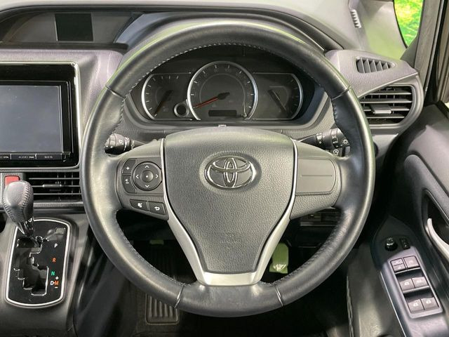 �y�����v�����X�e�A�����O�z�㎿�Ȋv���g�p���邱�ƂŁA��ɂ����������݂ƂĂ��^�]���₷���n���h���ł���