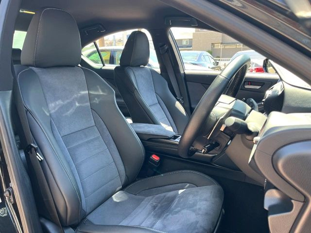 �y�n�[�t���U�[�V�[�g�z�������ƍ���S�n�𗼗������l�C�̃V�[�g���w�ʁE���ʂ̃t�@�u���b�N�f�ނ́A�ʋC���̗ǂ��⊊��ɂ����ɗD��Ă��܂��B�C���╞���ɍ��E���ꂸ���K�ɂ���肢�������܂��B